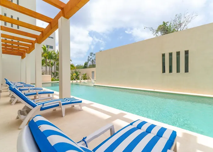 Penthouse With Jungle View Terrace Gym Pool Hottub Playa del Carmen